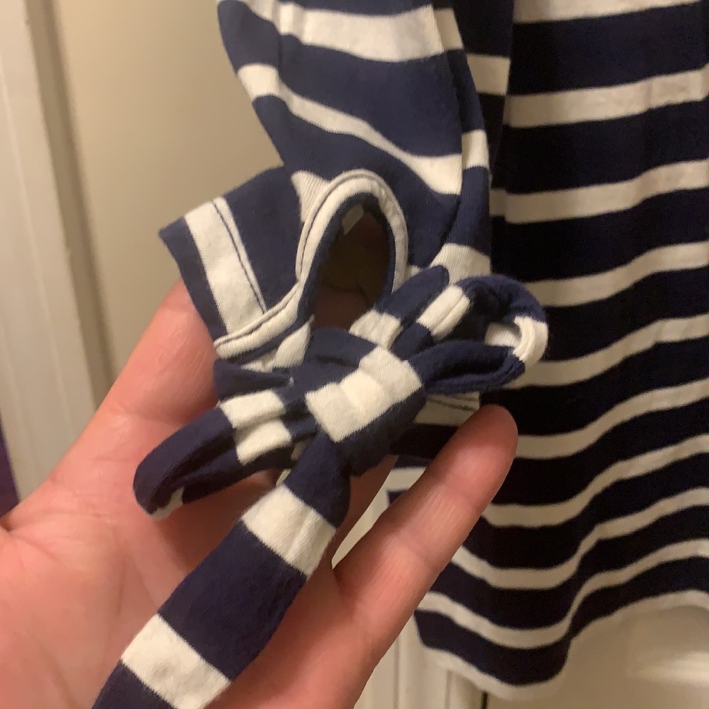 Shirt - Picture 2 of 4